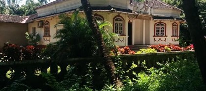 Photographing Portugese Colonial Bungalows in Goa